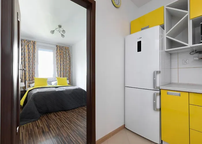 Shortstaypoland Dickensa * Warszawa